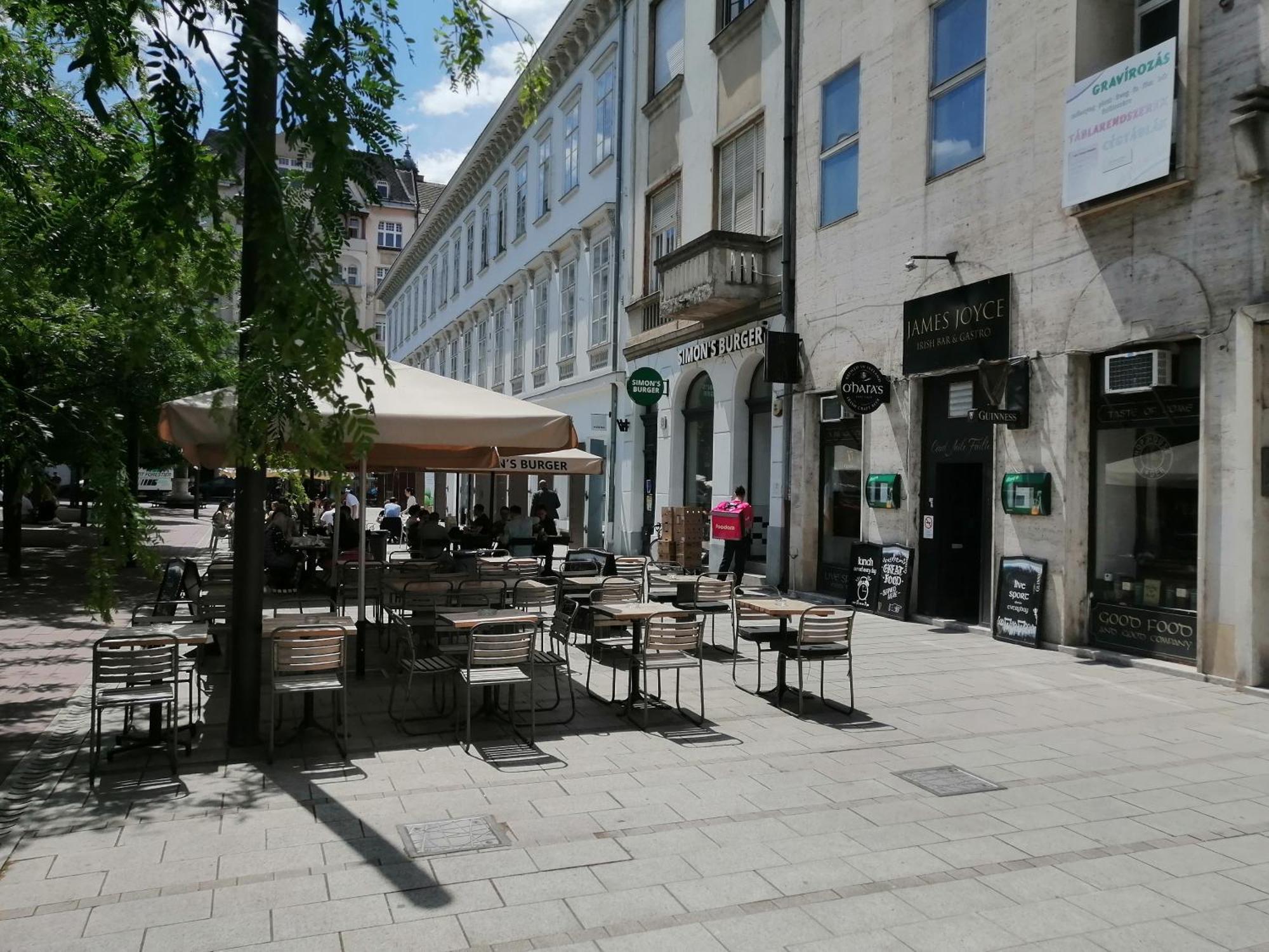 Stradivari * Budapest
